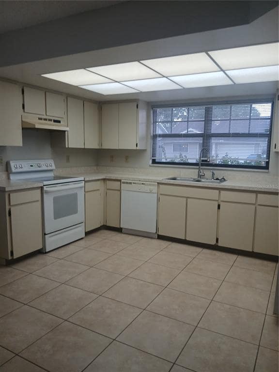 Photo - 3321 Whispering Dr S