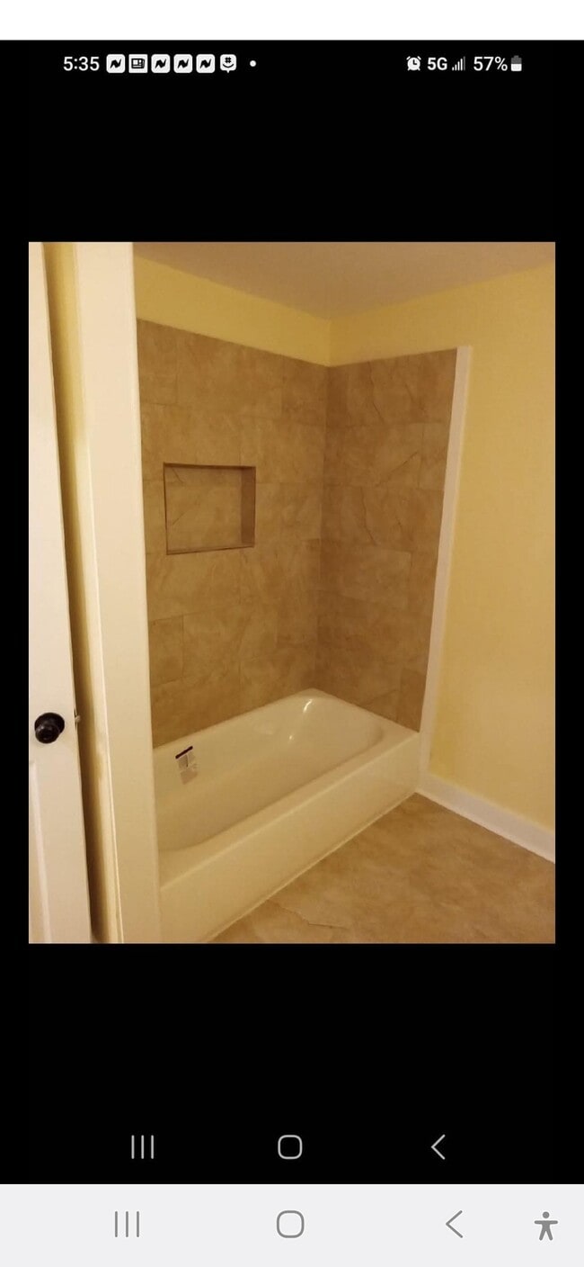 Photo - 743 Tillman St