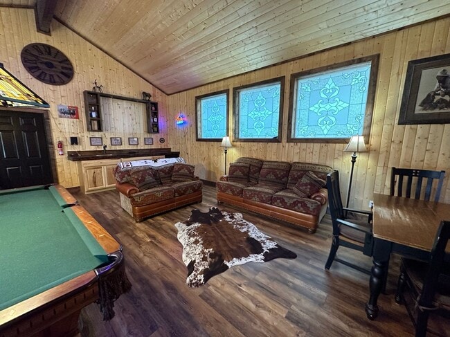 Photo - Studio Apartment in Deschutes River Woods