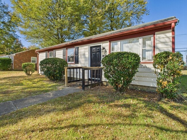 Photo - 2102 Brockway Ln