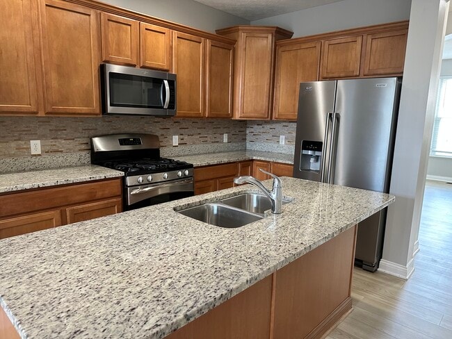 Kitchen - 4118 Cambron Dr Unidad 4118