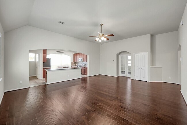 Photo - 30119 Saw Oaks Dr