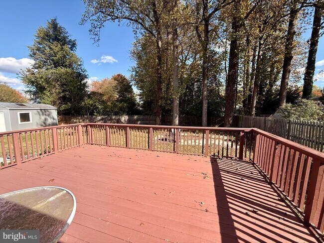 Photo - 7562 Kingman Dr