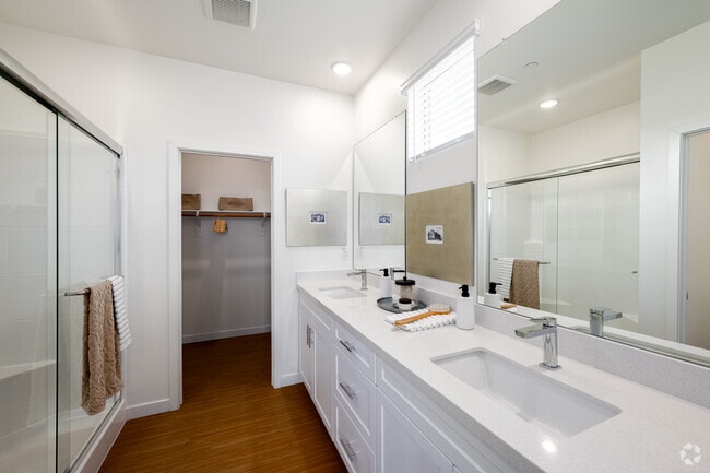 The Rosewood Residence 3BR, 2.5BA - 1,575SF - Primary Bathroom