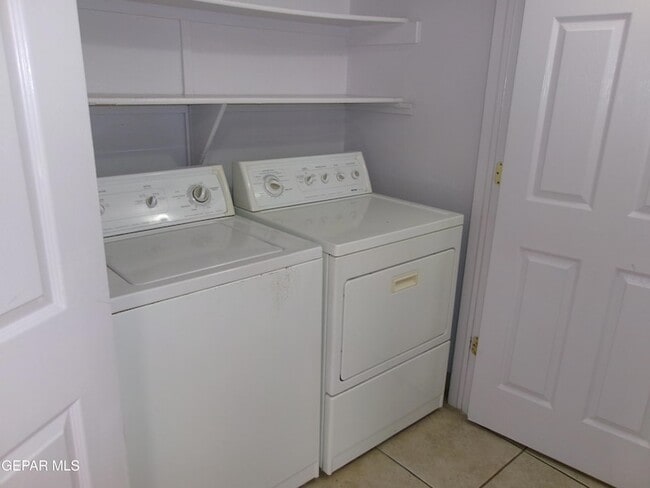 Photo - 303 McClintock Dr Unit 4