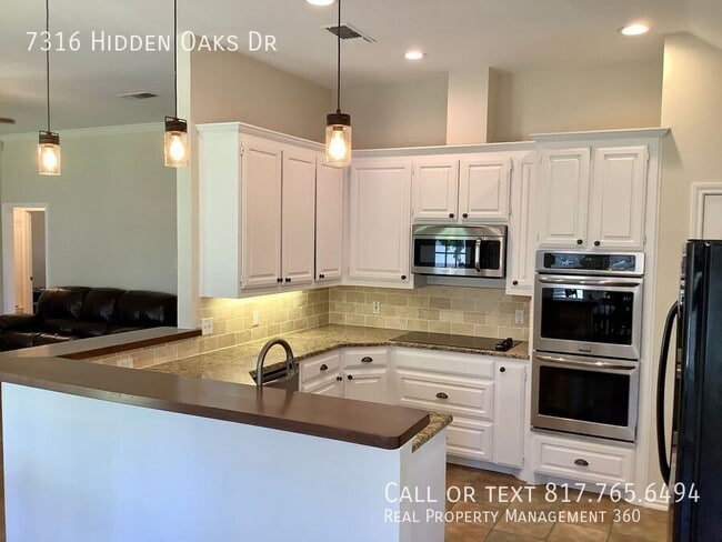 Photo - 7316 Hidden Oaks Dr