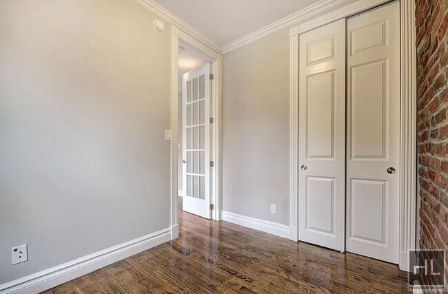 Photo - LEROY ST. Unit 4C