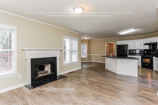 Photo - 655 River Overlook Dr NW