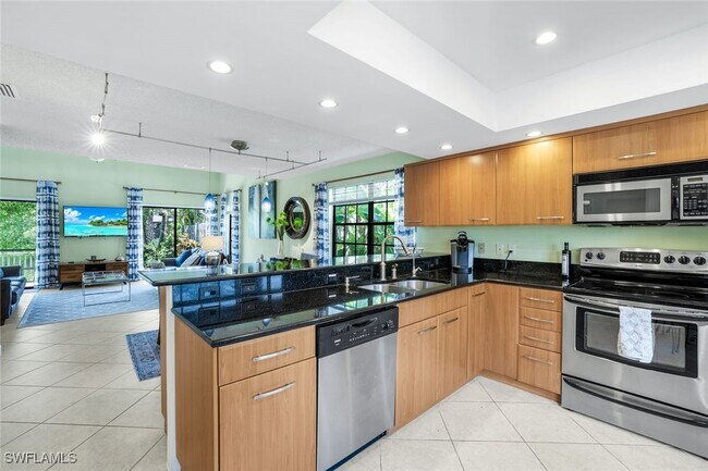 Photo - 823 Meadowland Dr
