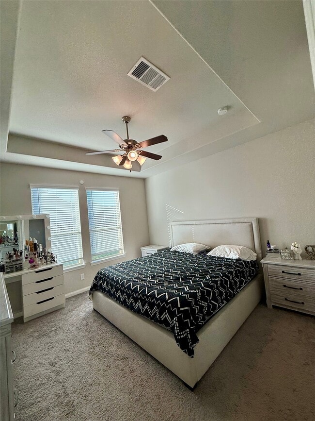 Building Photo - 15402 Sailpoint Ln