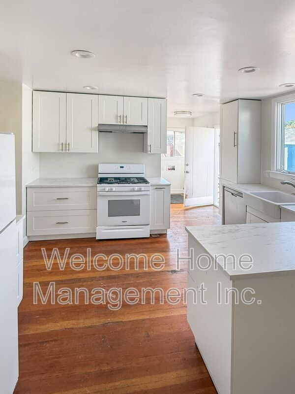 Photo - 184 Farrelly Dr