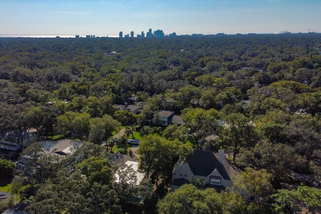 Photo - Luxurious 4 bedroom, 3 bath pool home.