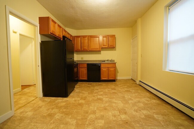 Photo - 62 Empire St Unit 1