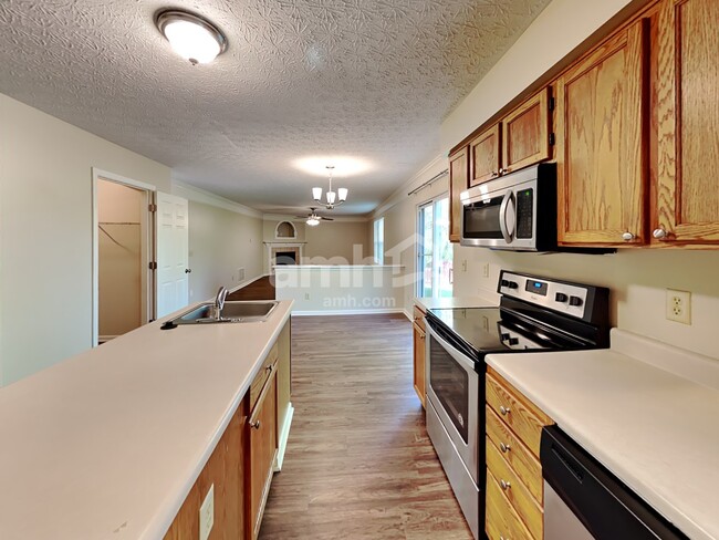 Photo - 4906 Bixby Ridge Dr E