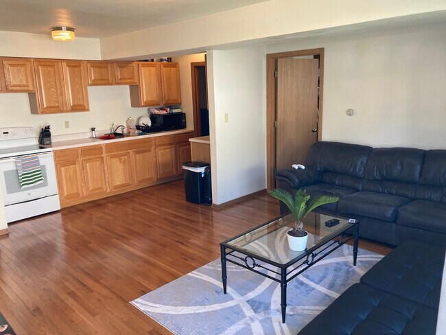 Photo - 1100 W 20th St Unit 1100