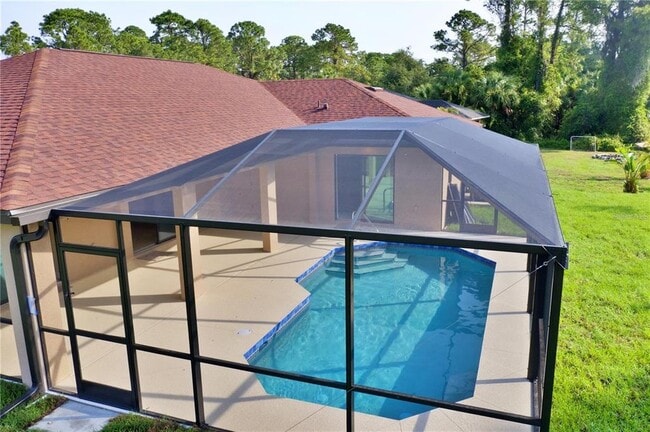 Photo - 4851 Kennett St