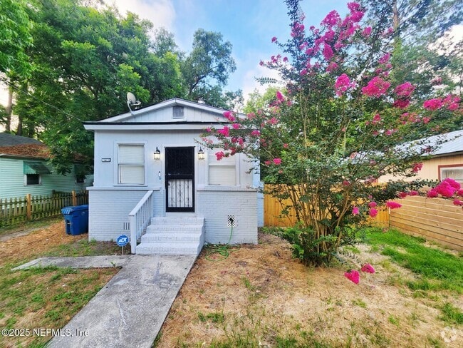 Building Photo - 2184 W 45th St Rental
