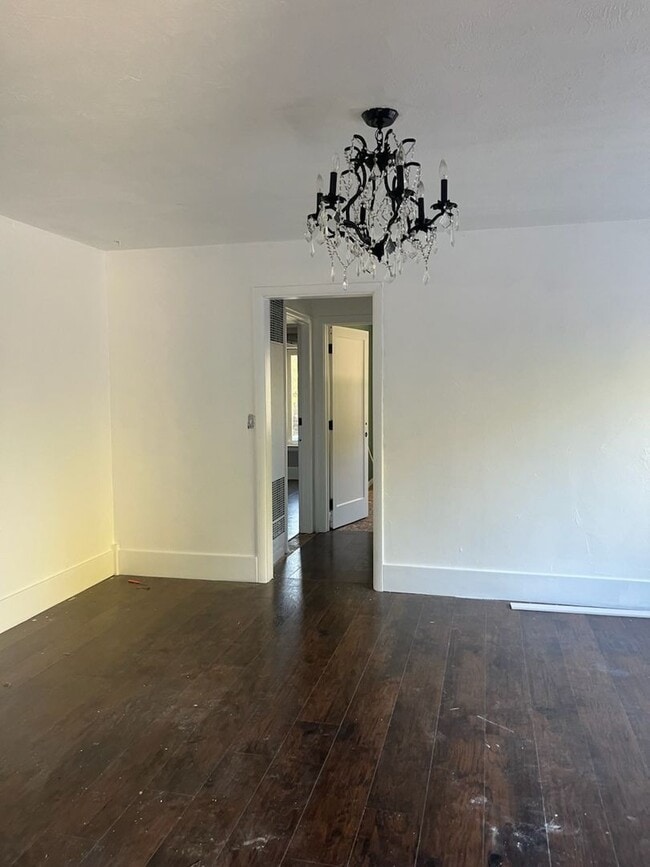 Photo - 4209 Carnes Rd Unit 4209 Carnes Rd #2 - Upper