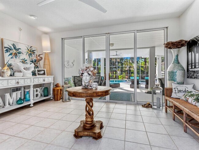 Photo - 5018 63rd Dr W