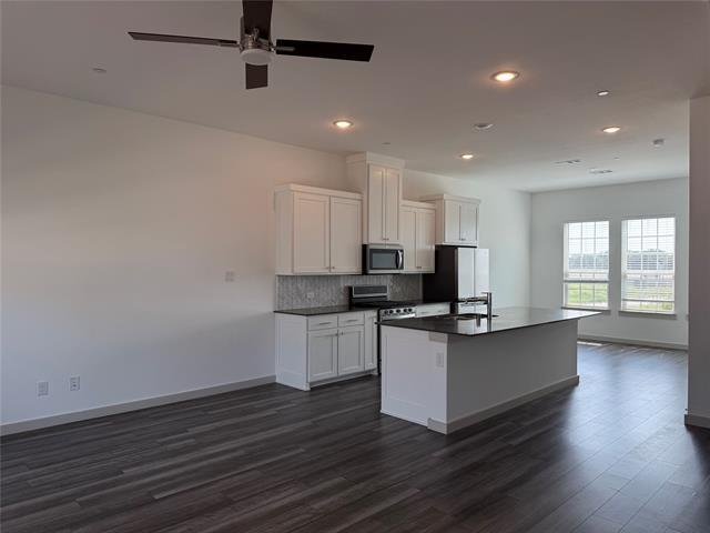 Photo - 685 Vista Del Lago Dr