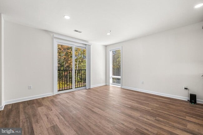 Photo - 900 Gilbert Rd Unit 3635B