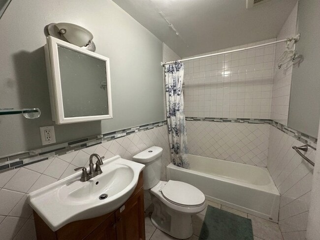 Photo - 374 Van Brunt St Unit 2