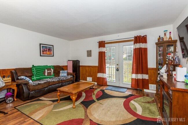 Photo - 332 Ernston Rd