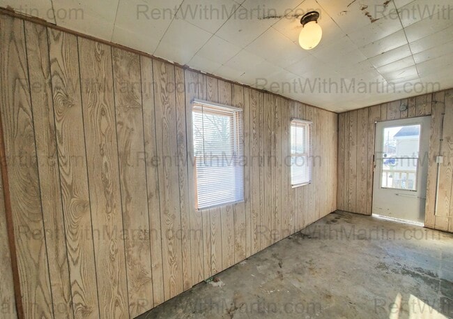 Photo - 919 Oneida St