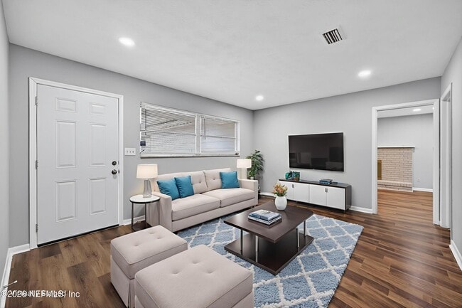 Photo - 8015 Jaguar Dr