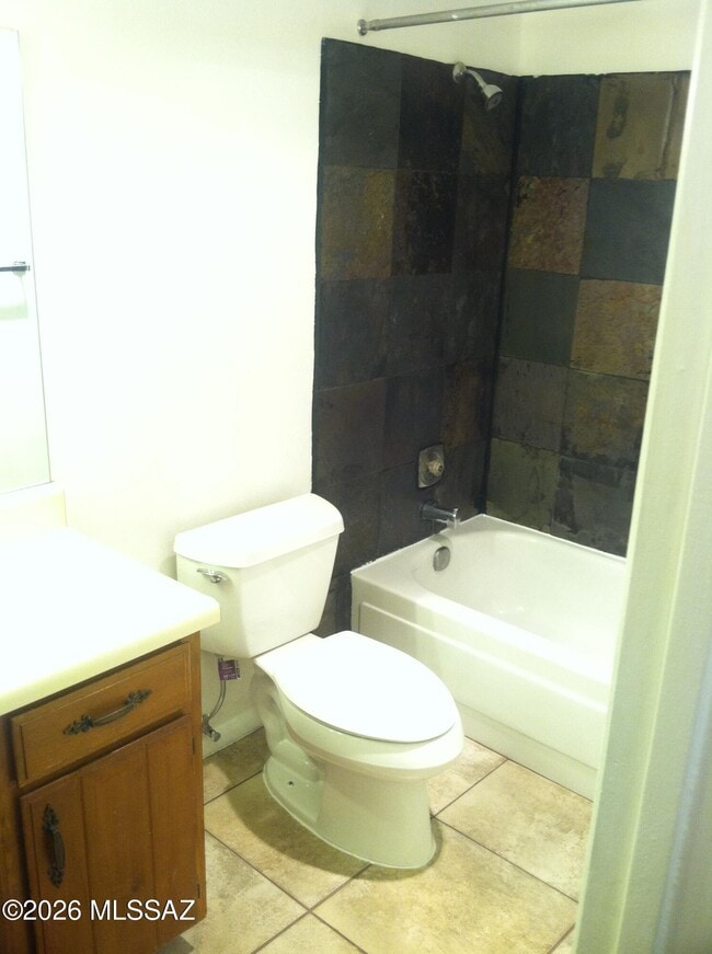 Photo - 6625 E Golf Links Rd Unit 5