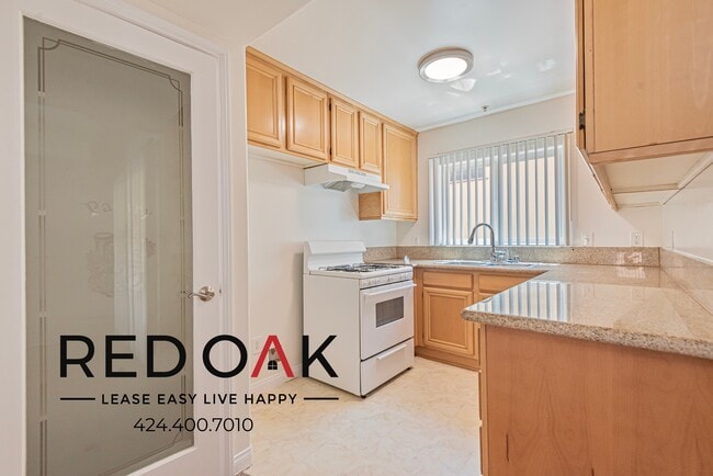 Photo - 319 S Westlake Ave Unit 103