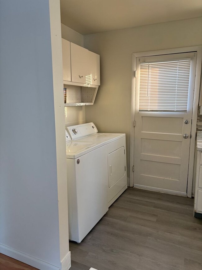 Photo - Charming 2-Bedroom Oasis with Spacious Front Yard!