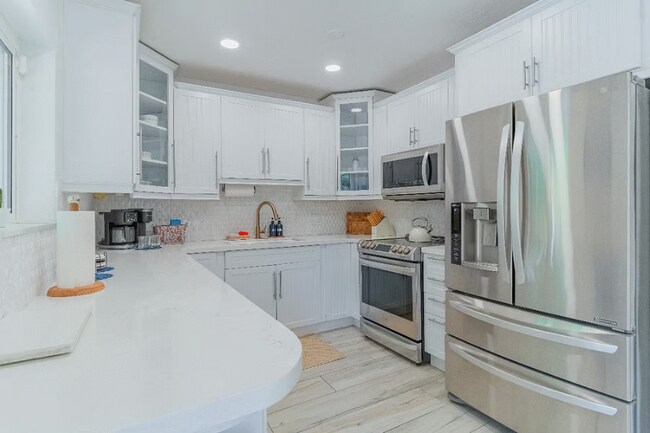 Photo - 1520 NE 16th Ave Unidad Main House