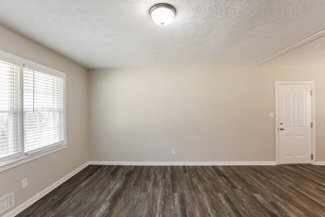 Photo - 6410 Jane Dr