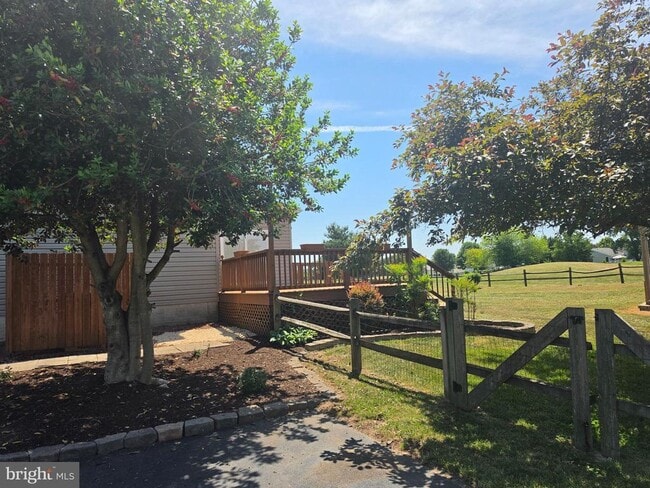 Photo - 109 Masters Ln