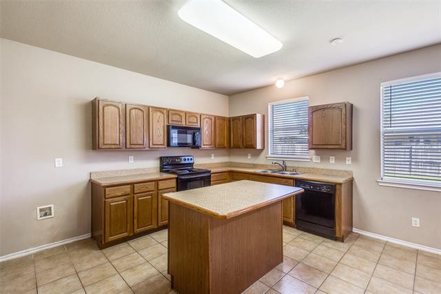 Photo - 2033 Meadow View Dr