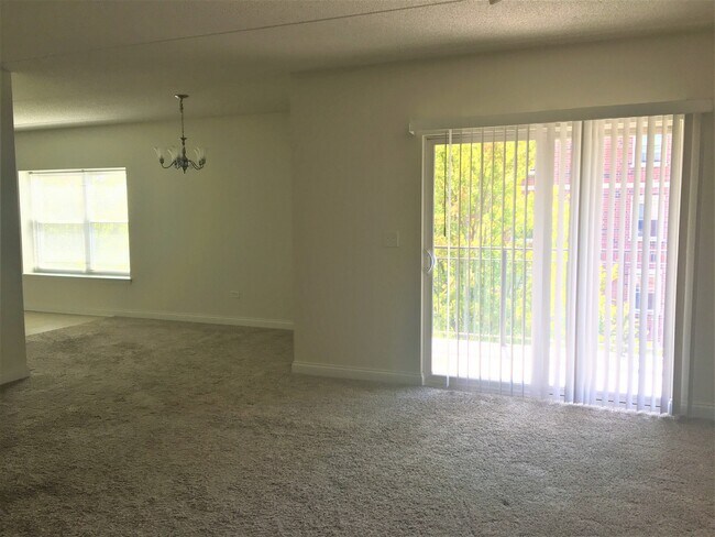 Photo - 3420 N Old Arlington Heights Rd