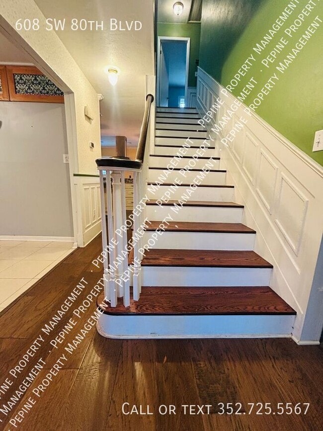 Photo - 608 SW 80th Blvd