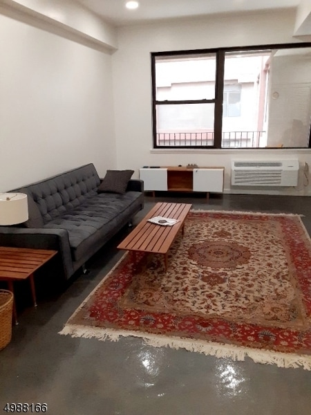 Building Photo - 111 Mulberry St Unit 3X Rental