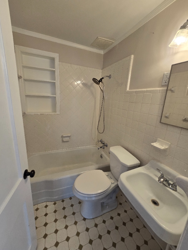 Photo - 1405 Newton St