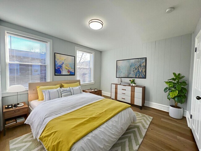 Photo - Gorgeous 3b/1b House in South Philly! Section 8 Only