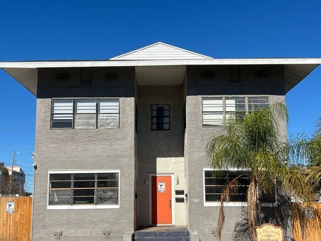 Building Photo - 163 Ave A SE Unit 4