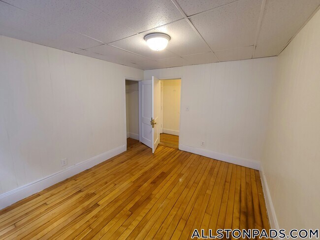 Photo - 437 Cambridge St Unidad 22