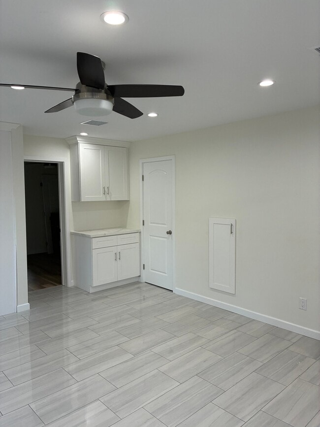 Photo - 11717 Shoshone Ave