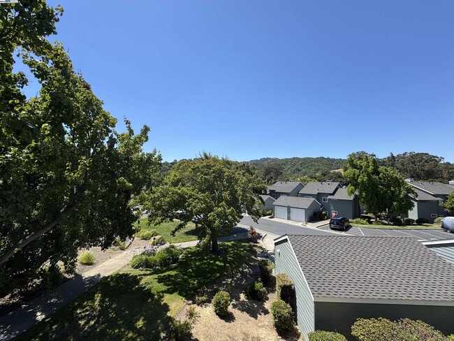 Building Photo - 8145 Mountain View Dr Unit H Rental