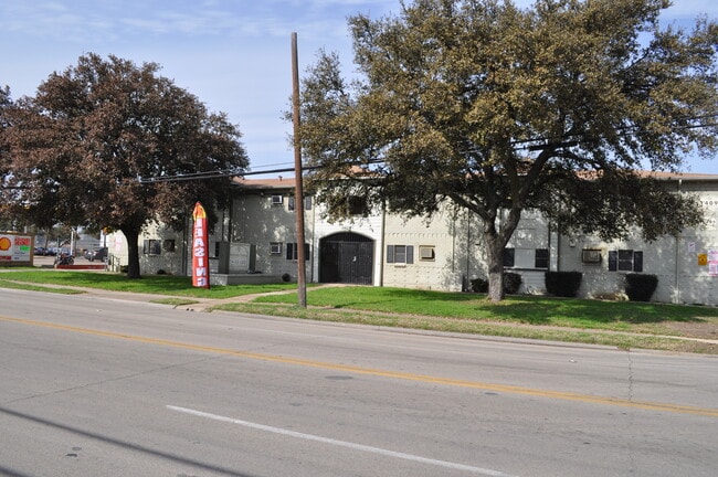 Photo - Haceinda-Serena Apartments