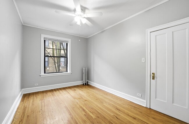 Photo - 2336 W Addison St Unit i2