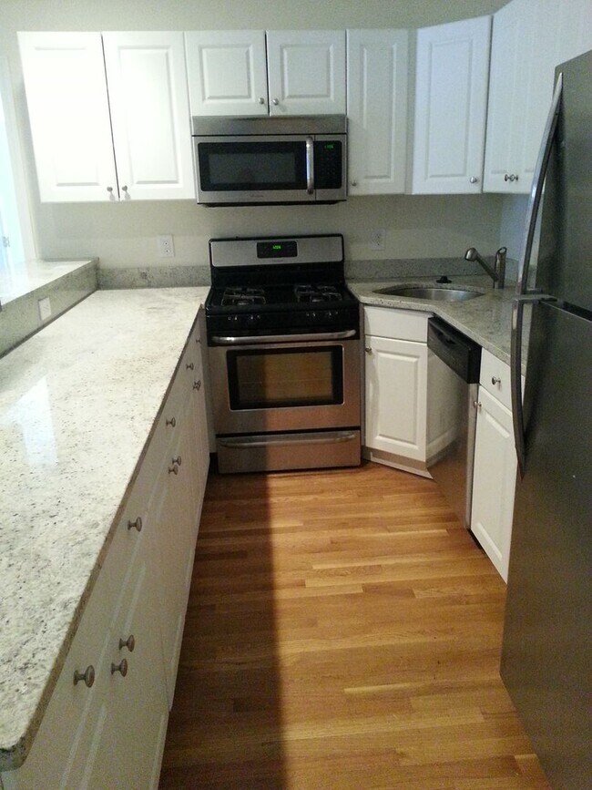 Photo - 4 Bed / 2 Bath in Brookline | Heat & Hot Water Included | 9/1