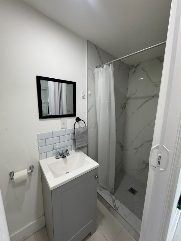 Building Photo - 6242 SW 24th St Unit 1 Rental