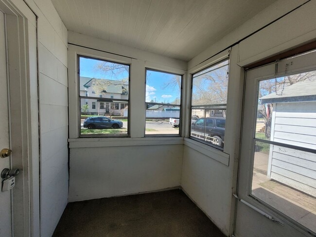 Photo - tf1503 Unit 1503